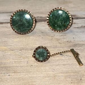 VINTAGE GENUINE JADE CUFFLINKS & TIE TACK BY Signed LAMODE, GOLD CLAD